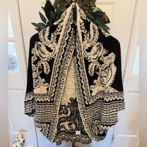 Romeo + Juliet Couture Boho Knit Open Front Cardigan Poncho S Oversized